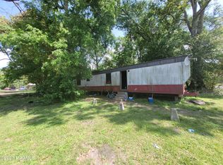 801 Buckeye St, New Iberia, LA 70560
