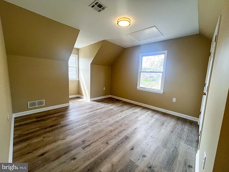 26 Byrd Ave — Photo 20