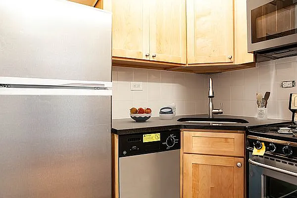 Rented by Cayenne Realty Group | media 11