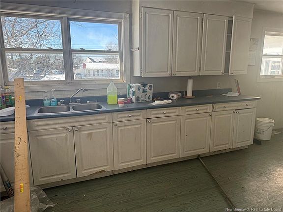 4th image of 18 Northwest Rd