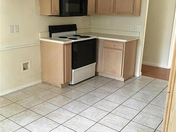 3rd image of 8109 E Summer Trail Dr