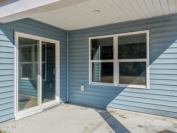 3rd image of 1228 Hidden Creek Drive NE