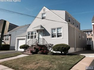 19 Schuyler Ct, Kearny, NJ 07032