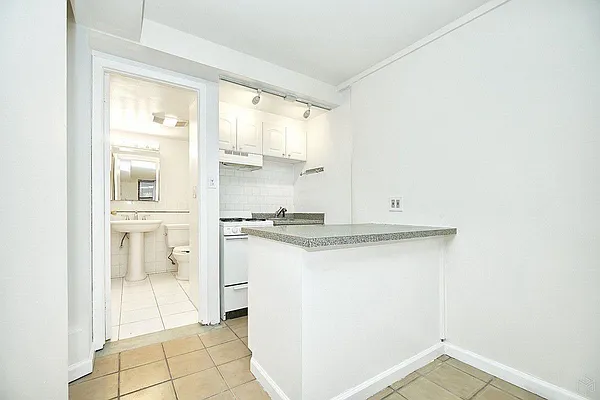 Rented by Halstead Real Estate | media 3