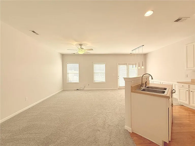 1833 Willow Branch Ln NW — Photo 6