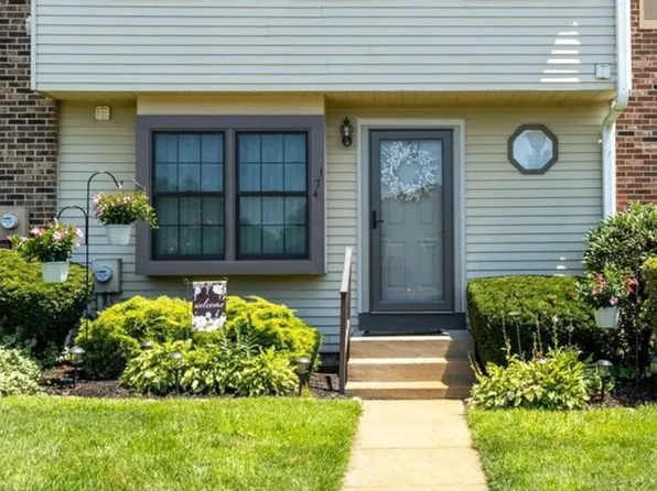 174 Camber Ln, Mount Laurel, NJ 08054