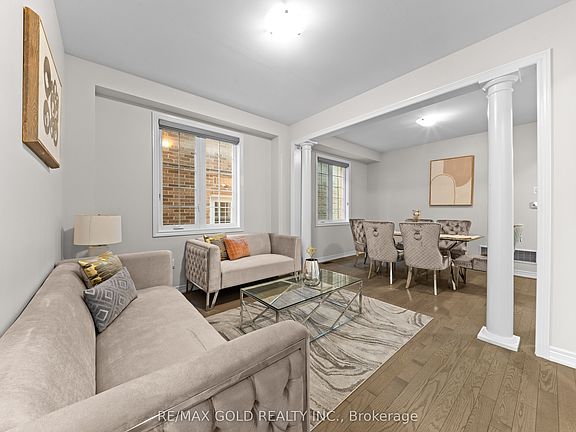 2nd image of 26 Unwind Cres