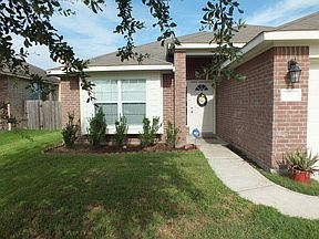 1st image of 6 N Golden Oak Dr