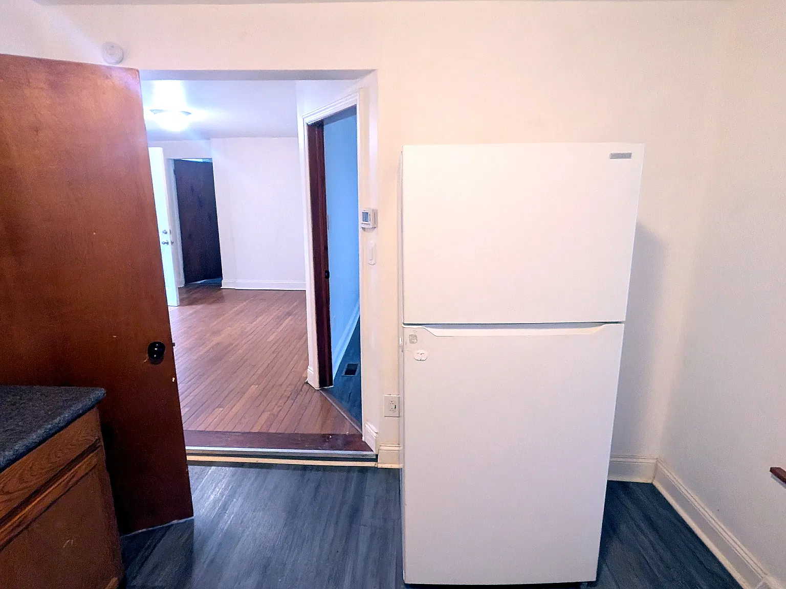 212 Meredith St — Photo 4