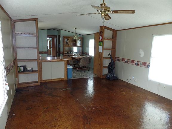 2nd image of 298 Marler St