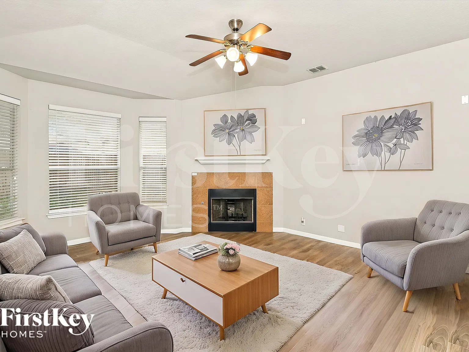 4 bed, 2.5 bath, 3133 sqft, $1,970 — Photo 4