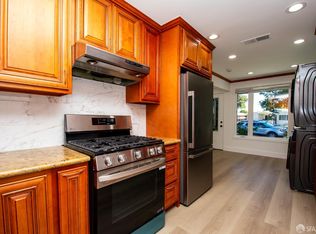 1099 Bradford Dr #A, Sunnyvale, CA 94089