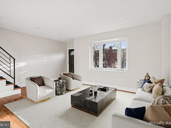 3rd image of 7427 Rugby St