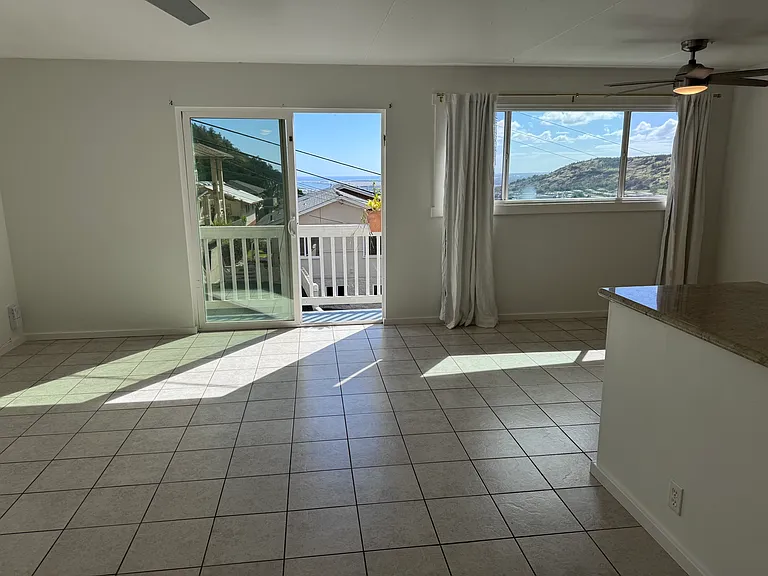 1576 Pahulu St #3 — Photo 8