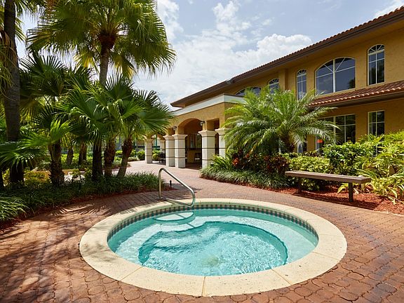 4th image of 4625 NW 99th Ave #2068
