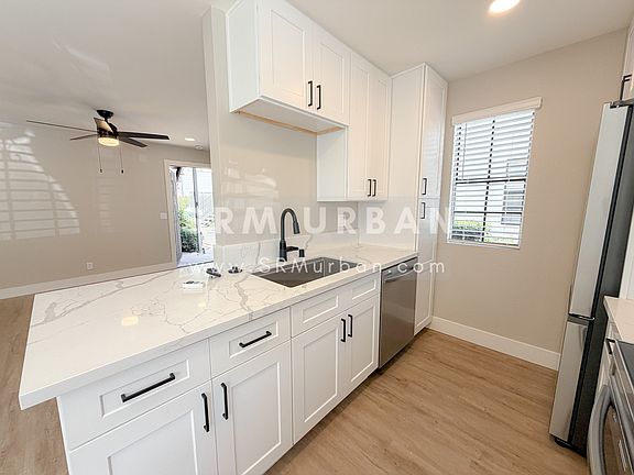 3rd image of 4340 Kansas St APT 4