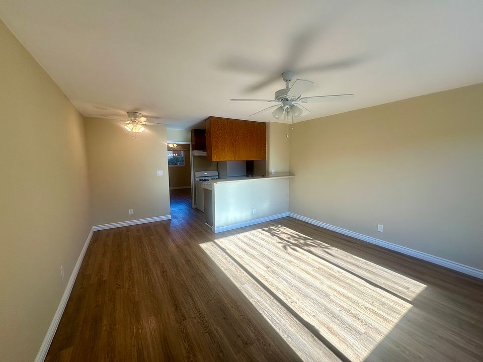 2nd image of 3388 S Centinela Ave APT 19