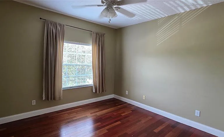 11609 Greensleeve Ave — Photo 40