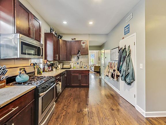 5th image of 3569 W Cortland St