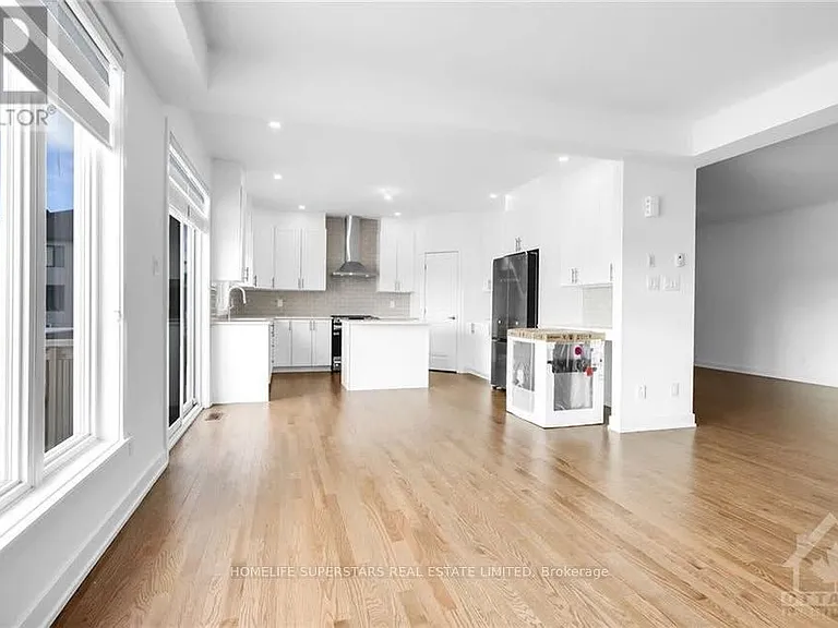 55 Big Dipper St — Photo 10