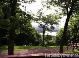 161 McGregor Heights St, Mc Gregor, IA 52157