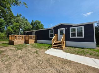 40 Shamrock Cres, Essa, ON L3W0A5