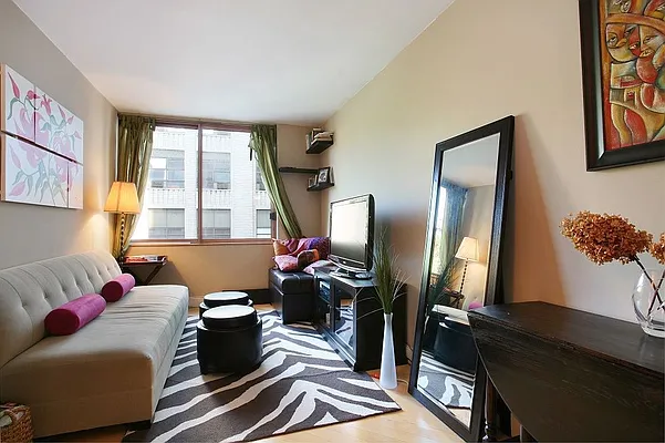 Sold by Corcoran | media 8