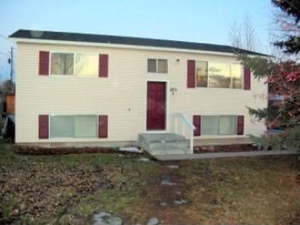 235 S 4th W, Rexburg, ID 83440