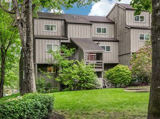 4 Touchstone Ter UNIT 70, Lake Oswego, OR 97035