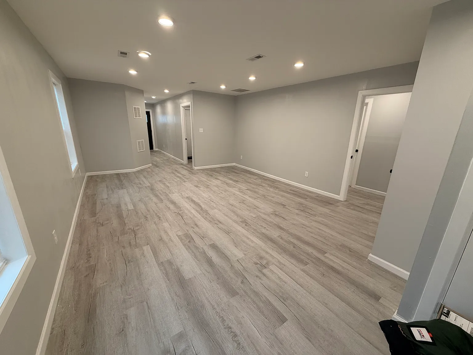 3 bed, 1350 sqft, $2,000 — Photo 4