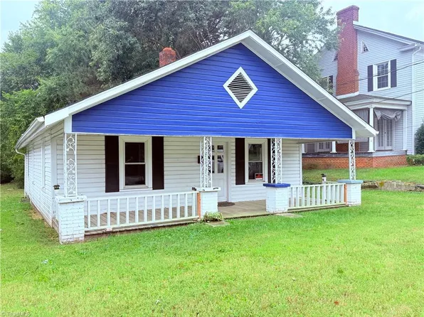 213 W Decatur St, Madison, NC 27025