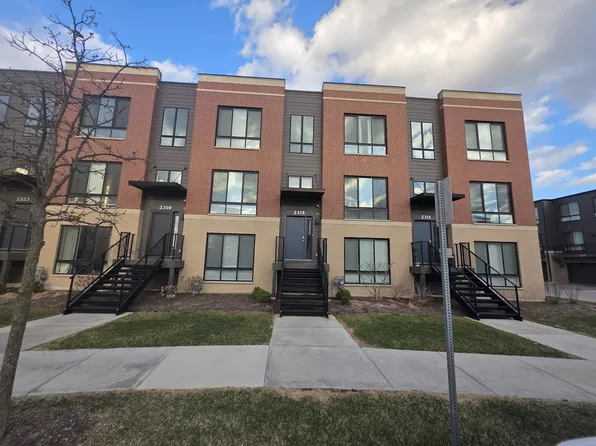 2315 Prestige Pl, Schaumburg, IL 60173