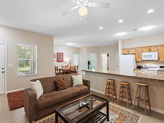 4th image of 11244 Ganesh Way
