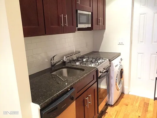 Rented by Citi Habitats | media 3