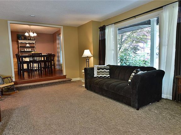 5th image of 5871 Sampson Dr