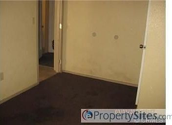 4th image of 421 E Monterey Ave