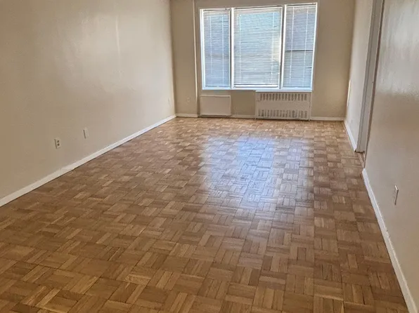 (undisclosed Address), Yonkers, NY 10701