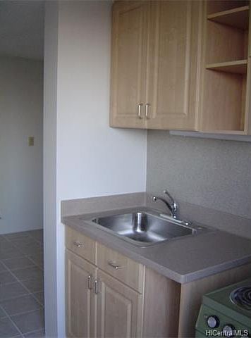 1st image of 824 Kinau St APT 401