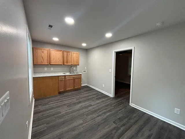 2 bed, 624 sqft, $1,025 — Photo 4
