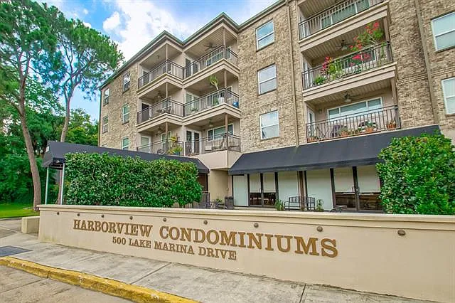 500 Lake Marina Dr #205