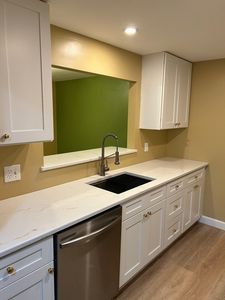 1 Marc Dr APT 1A11, Plymouth, MA, 02360