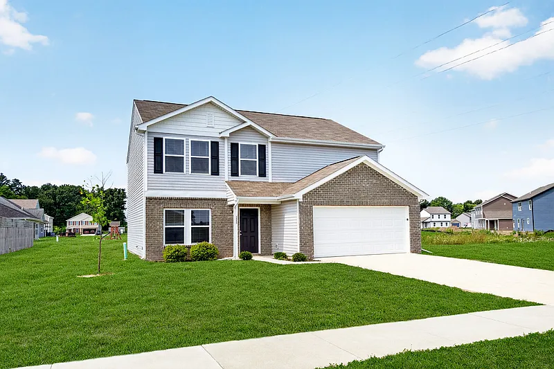 5 bed, 3.0 bath, 2217 sqft, $1,895 — Photo 2