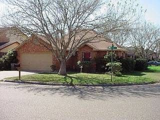 1st image of 1906 River Oaks Dr