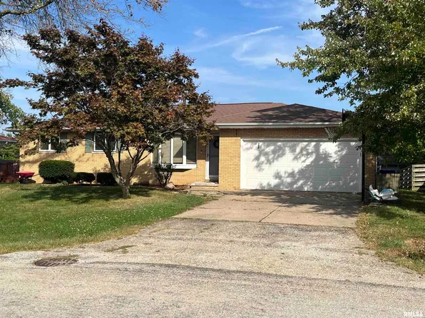 606 N Runkle St, Hanna City, IL 61536