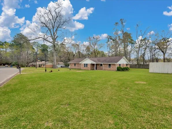 816 Circle Dr, Lufkin, TX 75901