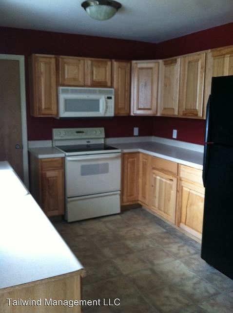 2nd image of 2404 Howard Ave