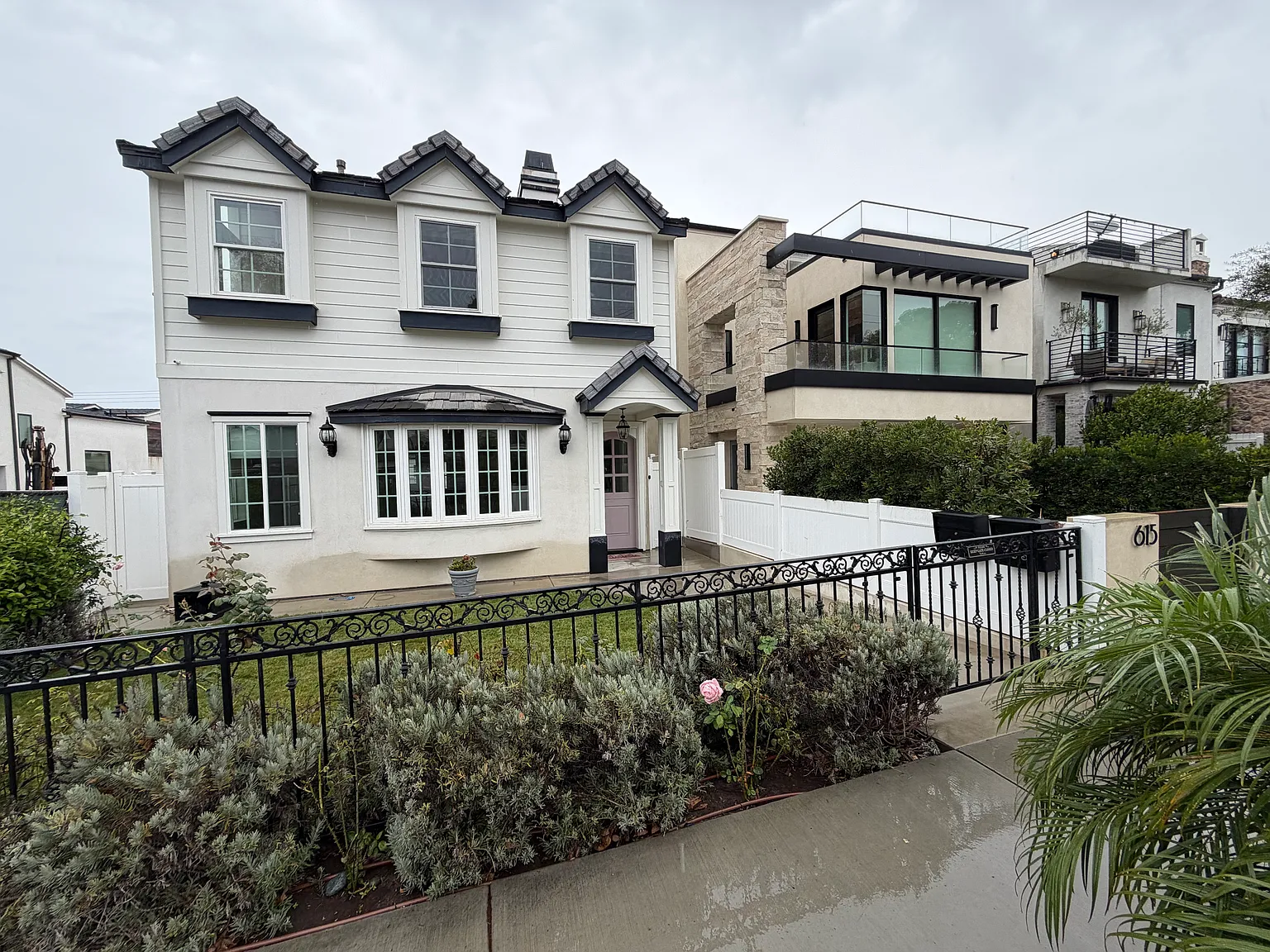 3 bed, 1900 sqft, $13,500 — Photo 3
