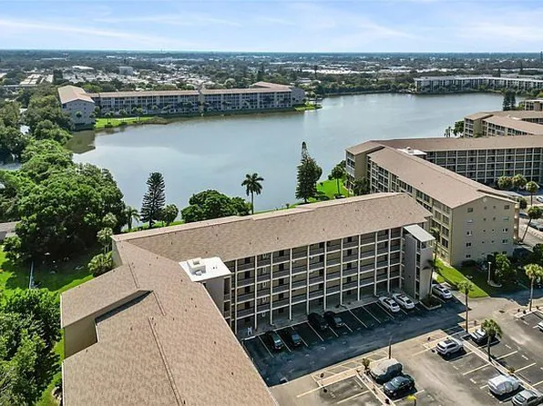 4200 Heron Way #B-302, Bradenton, FL 34205