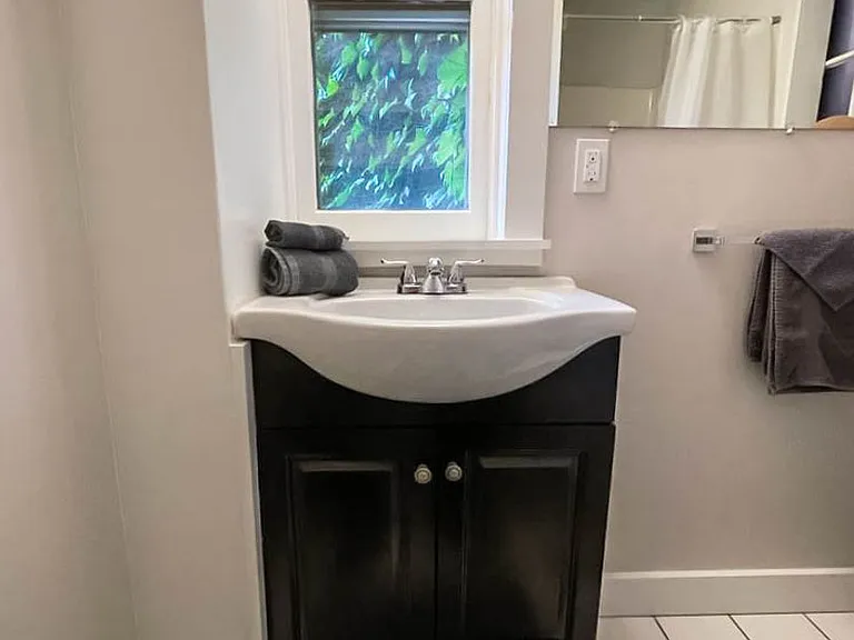 335 John St #2 — Photo 8