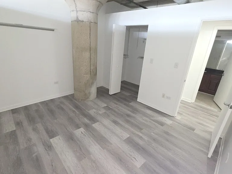 1550 S Blue Island Ave #722 — Photo 6